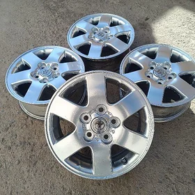 15 diska Toyota arginal