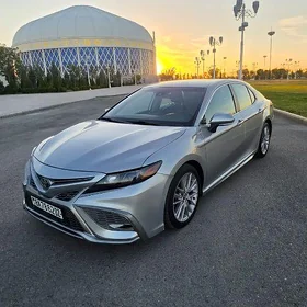 Toyota Camry 2022