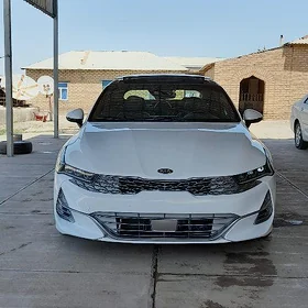 Kia K5 2021
