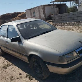Opel Vectra 1989
