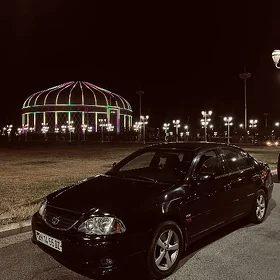 Toyota Avensis 2001