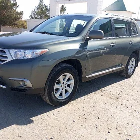 Toyota Highlander 2013