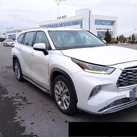 Toyota Highlander 2020