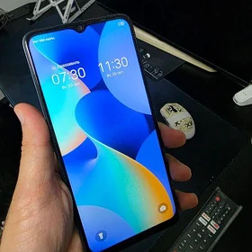 tehno spark 10