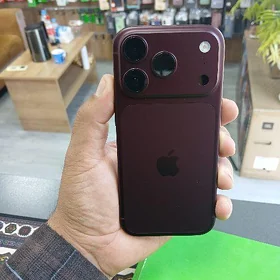 Ipon 18 pro 256 burgundy