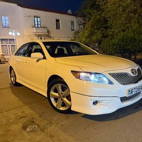 Toyota Camry 2010