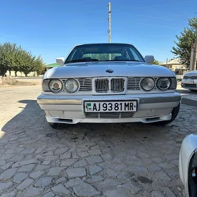 BMW 525 1989