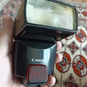 ВСПЫШКА НА Canon