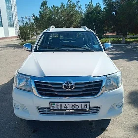 Toyota Hilux 2010