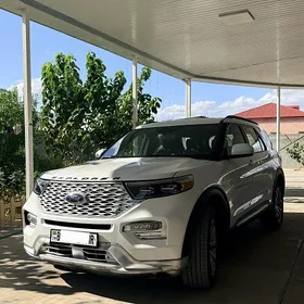 Ford Explorer 2021