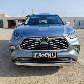 Toyota Highlander 2022