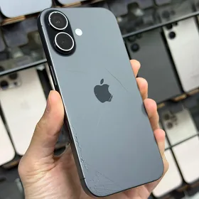 iPhone 17