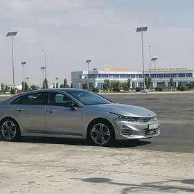 Kia K5 2021