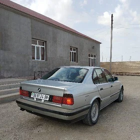 BMW 525 1988