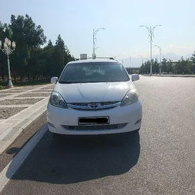 Toyota Sienna 2007