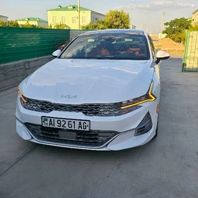 Kia K5 2023