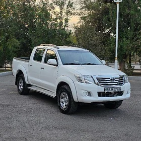 Toyota Hilux 2012