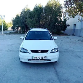 Opel Astra 2001