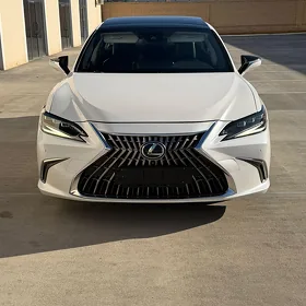 Lexus ES 350 2022