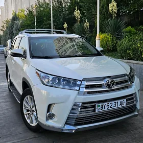 Toyota Highlander 2018