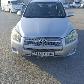 Toyota RAV4 2010