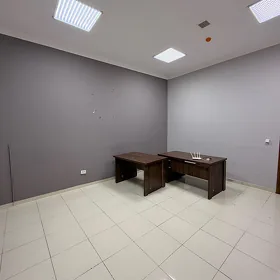 Pomeseniya. 1-etaj. 50m2
