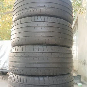 Michelin Pilot Sport5 235 45 18