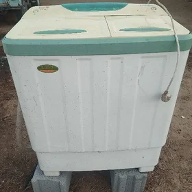 kir maşyn  ýarym awtomat