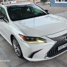 Lexus ES 350 2019