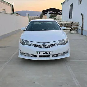 Toyota Camry 2012