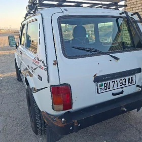 Lada Niva 2009