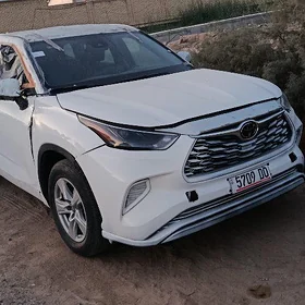 Toyota Highlander 2023