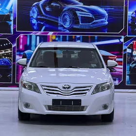 Toyota Camry 2010