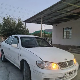 Nissan Sunny 2002