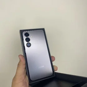 Samsung s24
