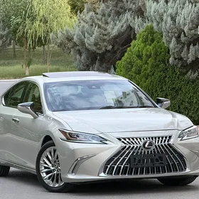 Lexus ES 350 2019