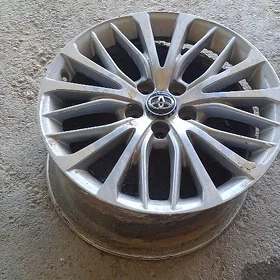 diska camry 2021
