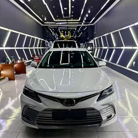 Toyota Camry 2023