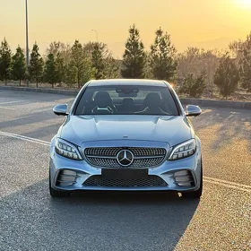 Mercedes-Benz C350 2016