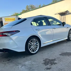 Toyota Camry 2022