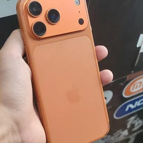 IPhone 17 pro max (paddelka)
