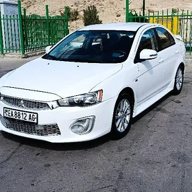 Mitsubishi Lancer 2016