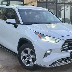 Toyota Highlander 2022