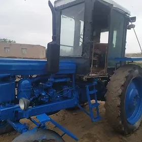 MTZ T-28 1990