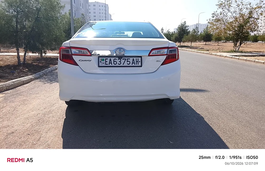 Toyota Camry 2012 - 1