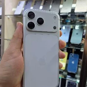 I PHONE 17 PRO MAX