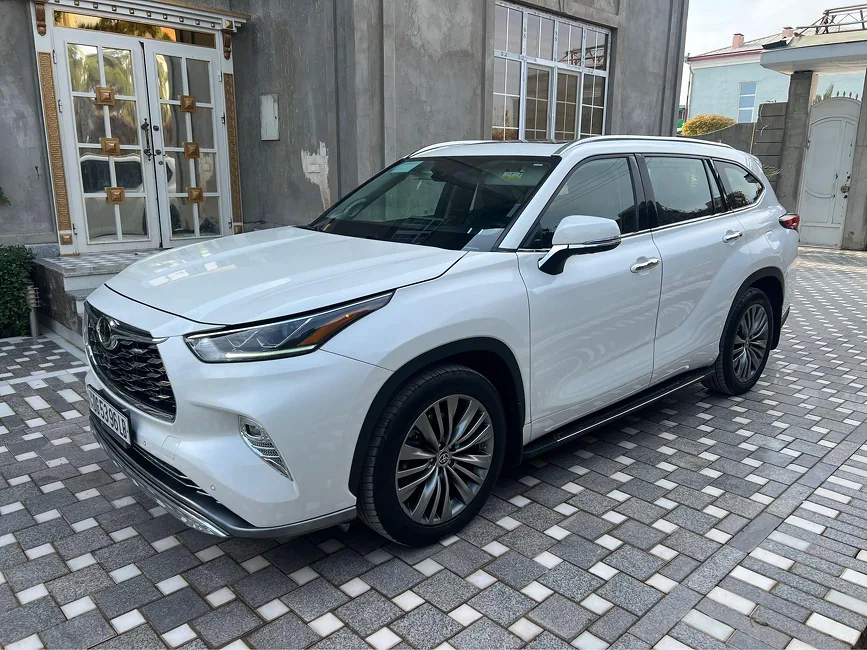 Toyota Highlander 2020 - 1