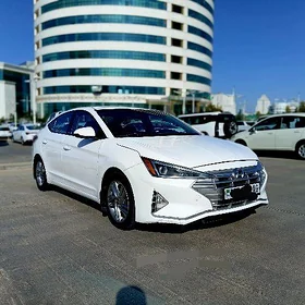 Hyundai Elantra 2020