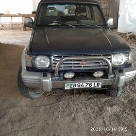 Mitsubishi Pajero 1996
