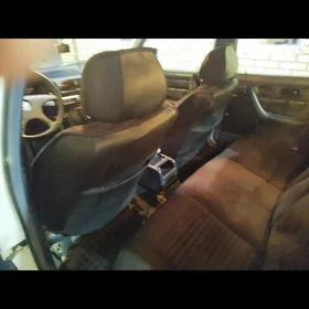 BMW E34 1992